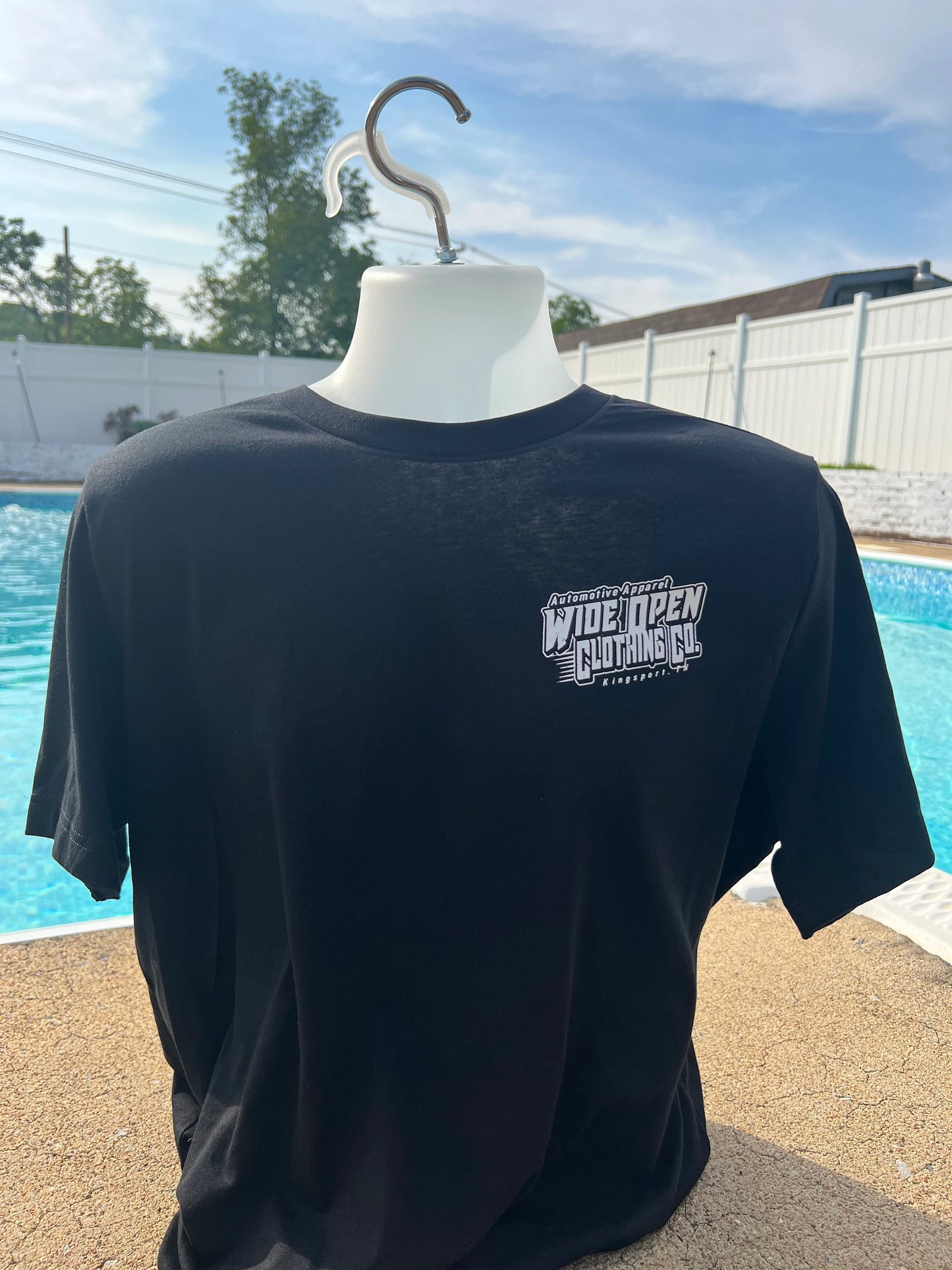 Wide open bagger shirt